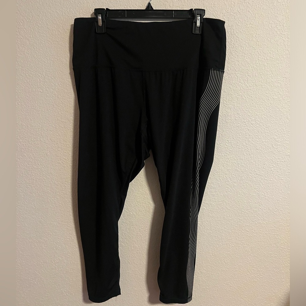 Xersion Black 7/8 Leggings Size 1X